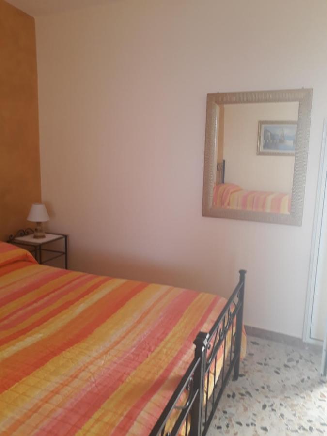 L'Antico Faro Bed & Breakfast Кастелсардо Екстериор снимка
