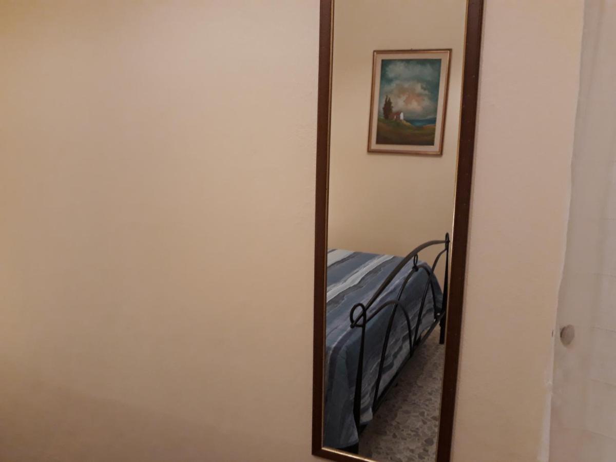 L'Antico Faro Bed & Breakfast Кастелсардо Екстериор снимка