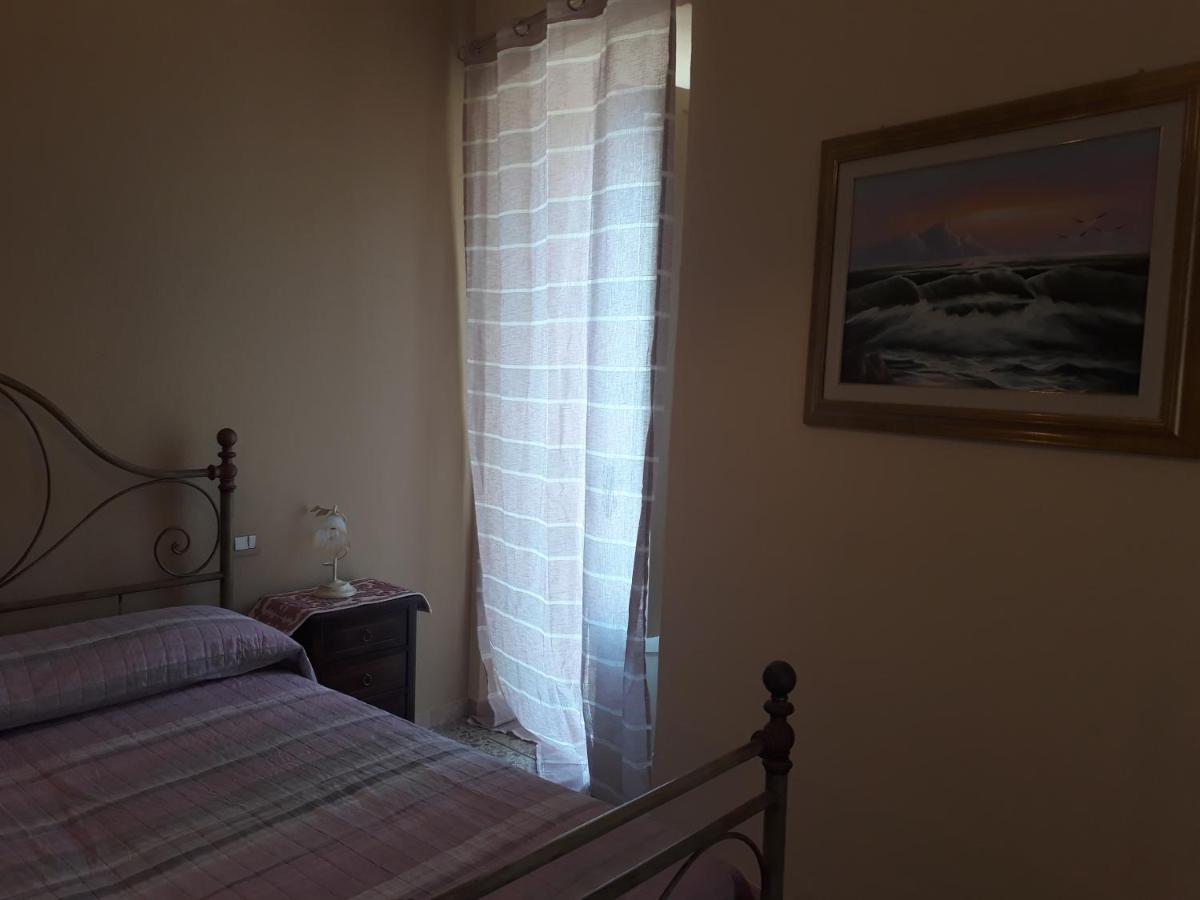 L'Antico Faro Bed & Breakfast Кастелсардо Екстериор снимка
